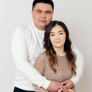 Couple's On-Location Photo Shoot for One - Gold